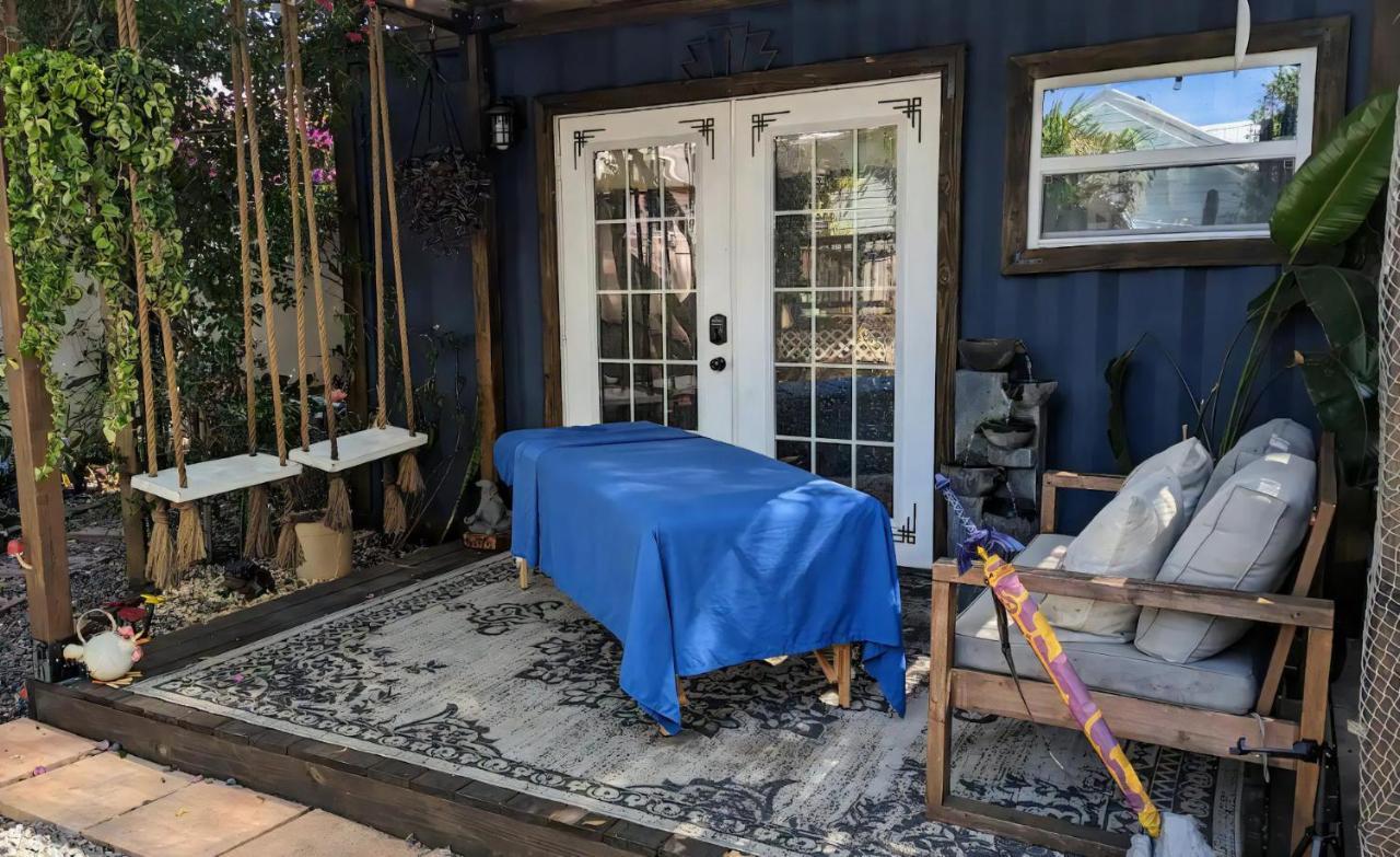 הוילה טאמפה Cozy Af Tiny-House Oasis מראה חיצוני תמונה